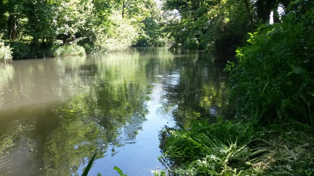 CALPAC Bulls Lock fishery River Kennet Newbury Berkshire